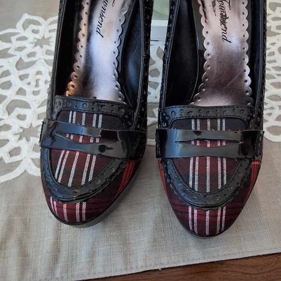 SOLD!!!  LuLu Townsend, 7.5Medium Woman's Dress Shoes - Picture 4 of 8